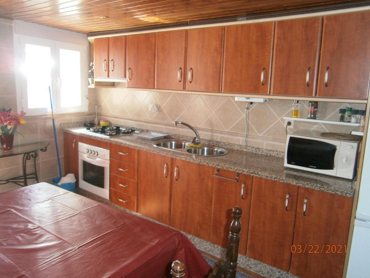 Chez Rose Et Patrick Apartment Policar Ngoại thất bức ảnh