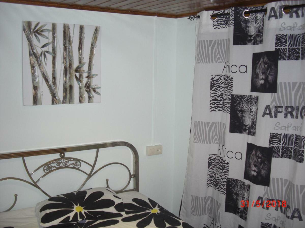 Chez Rose Et Patrick Apartment Policar Ngoại thất bức ảnh