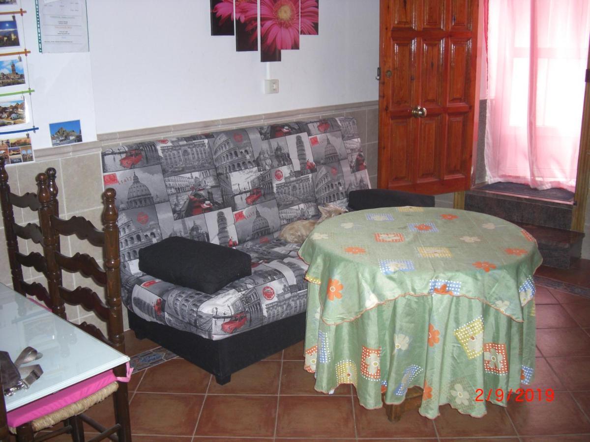 Chez Rose Et Patrick Apartment Policar Ngoại thất bức ảnh
